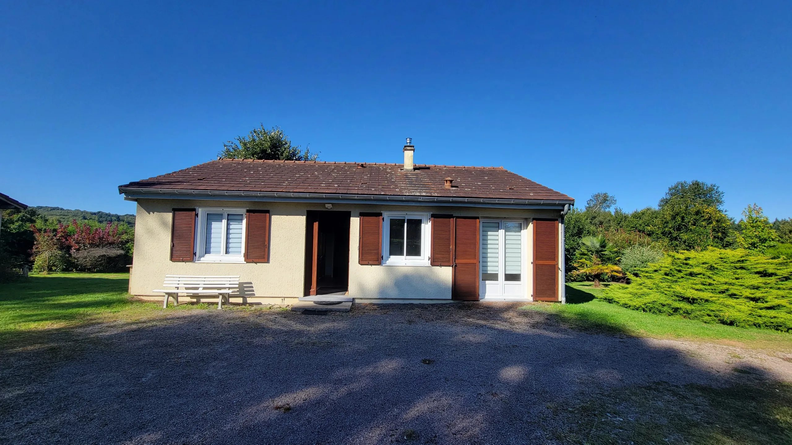 House for sale 87 m². Cussac , Bordeaux. 